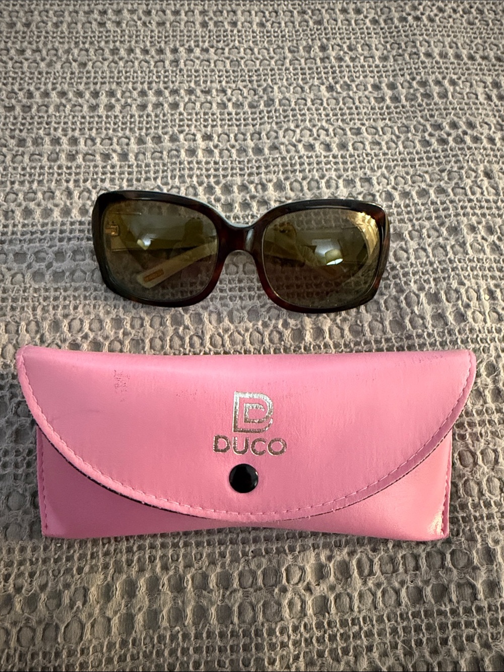 Ralph Lauren polarized Brown Lens Sunglasses with Pink Case
